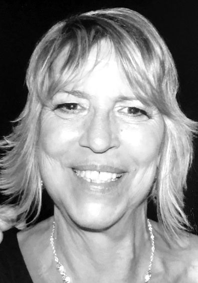 Yvonne  Schmidt Obituary